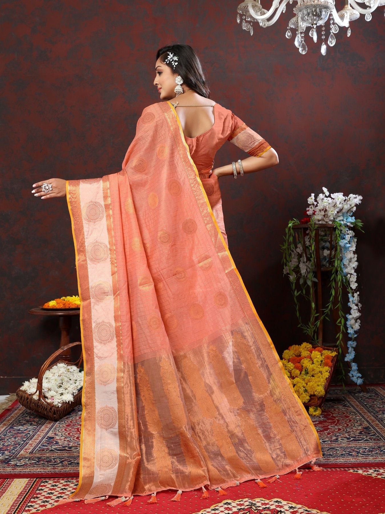 An insanely Peach Cotton Silk Saree With Transcendent Blouse Piece