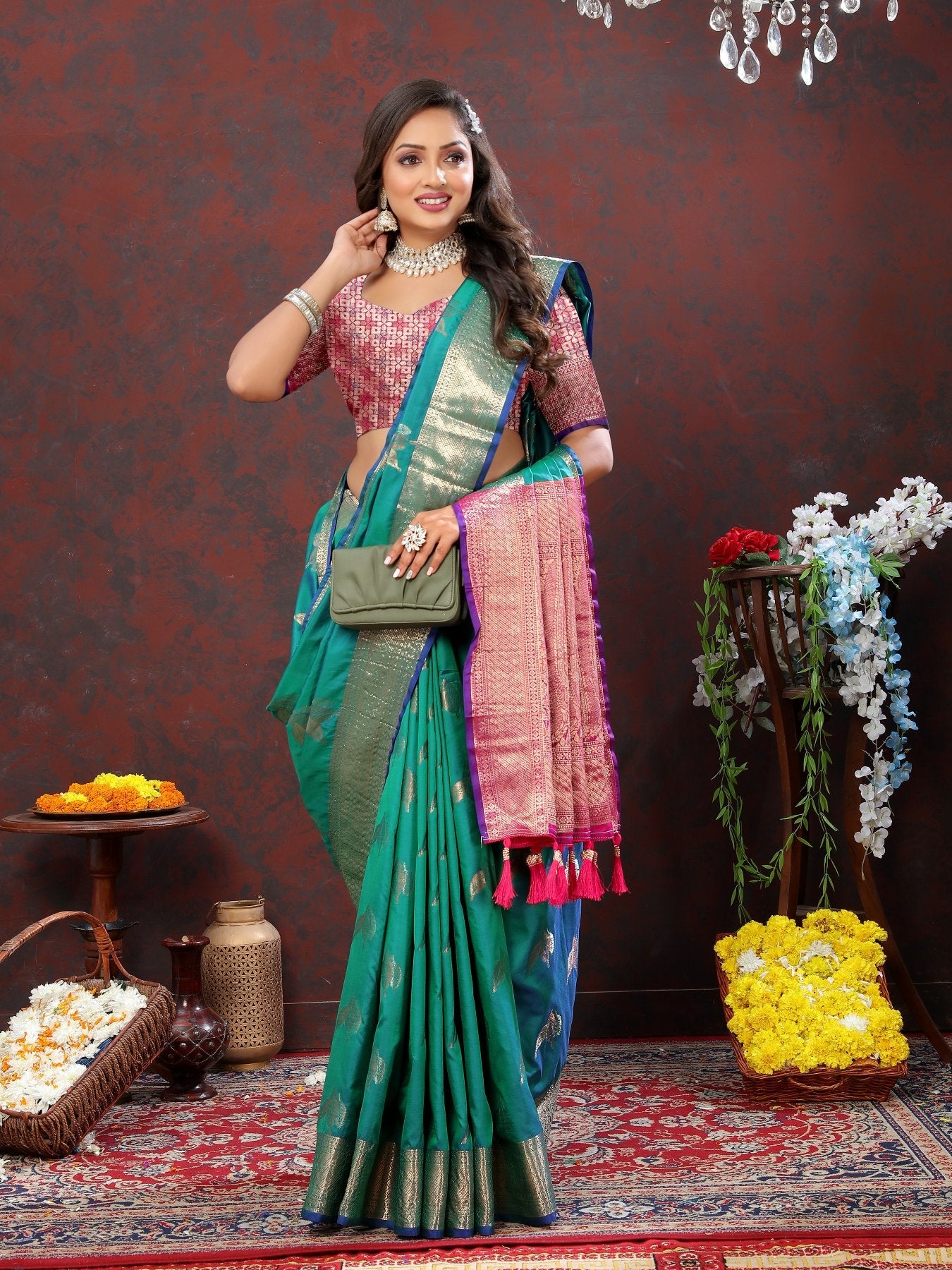 Energetic Green Soft Banarasi Silk Saree With Denouement Blouse Piece