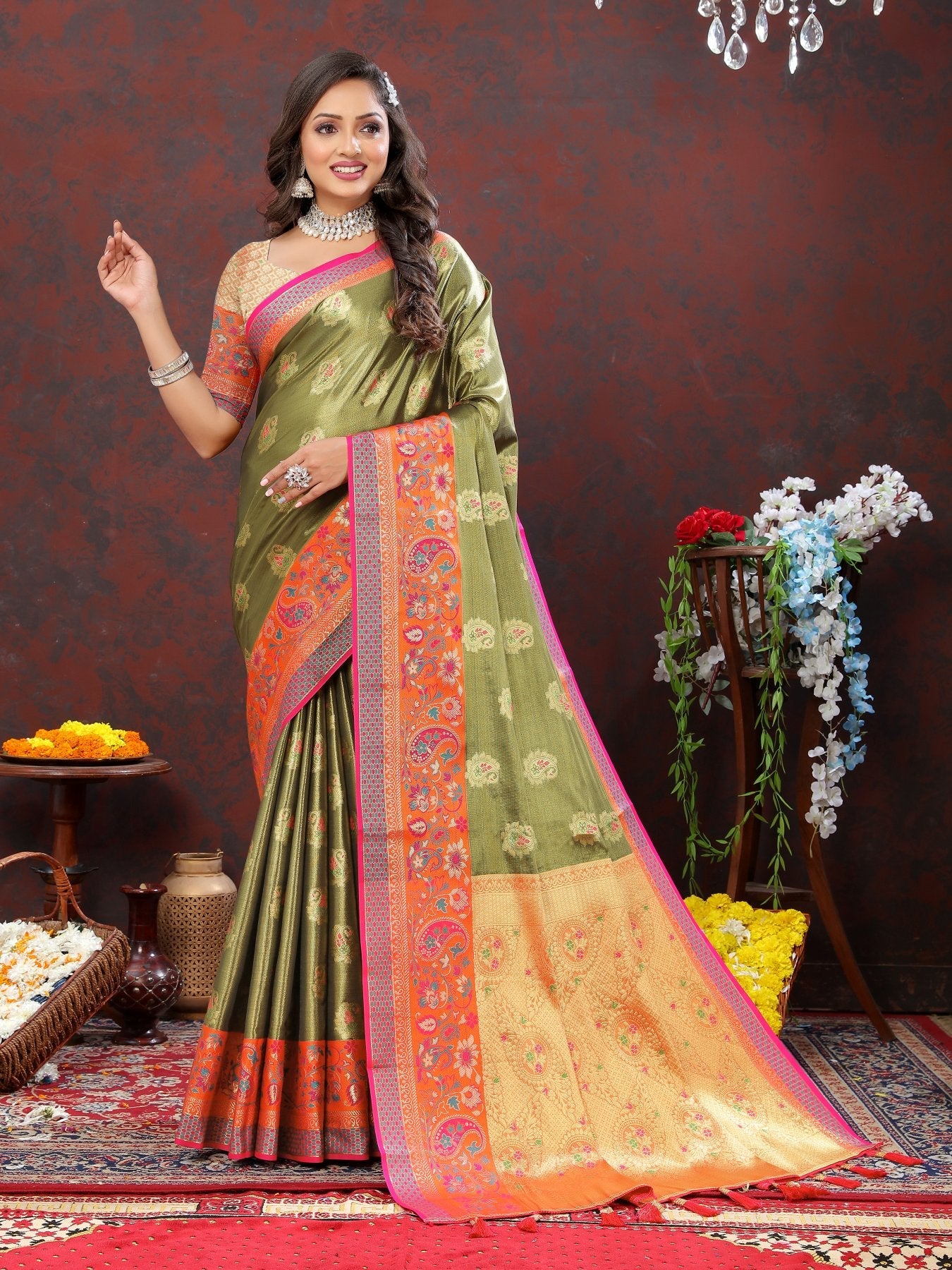 Precious Green Soft Banarasi Silk Saree With Vestigial Blouse Piece