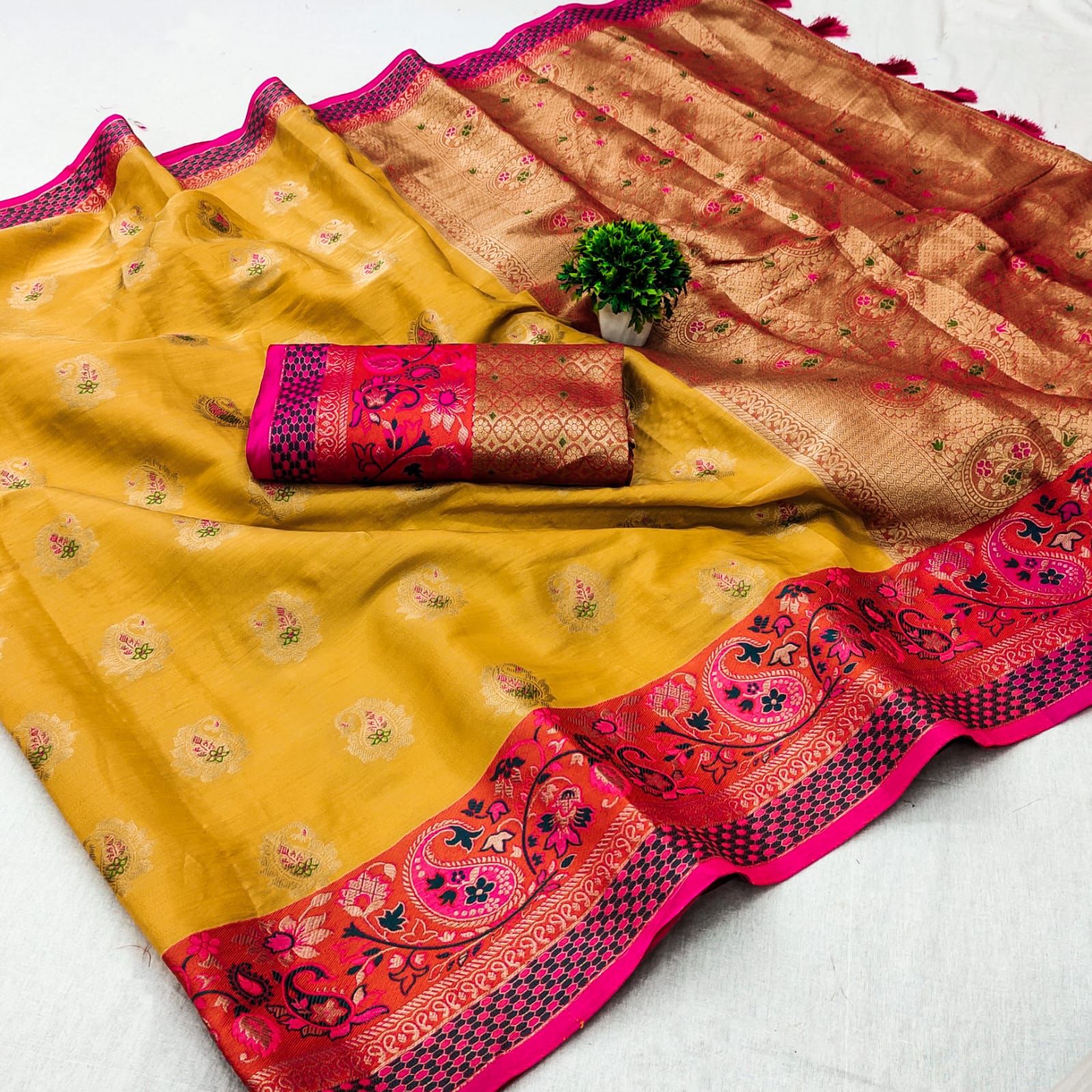 Elegant Yellow Soft Banarasi Silk Saree With Seraglio Blouse Piece