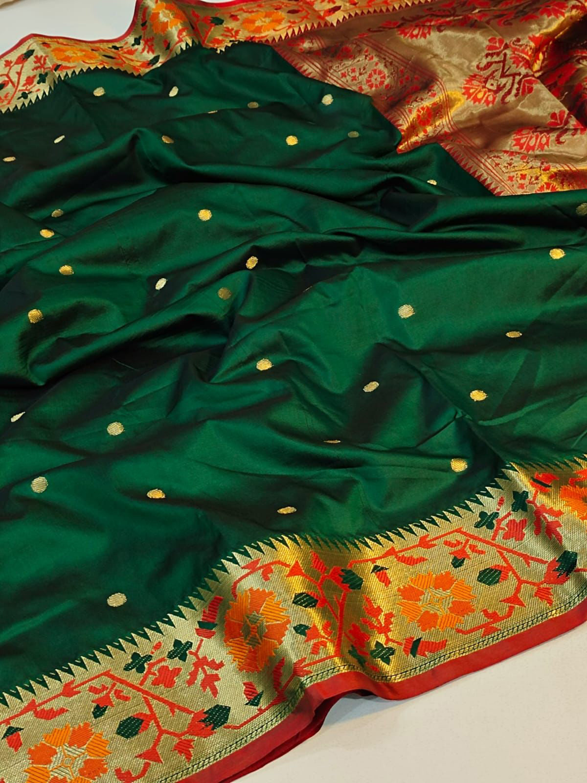 Evocative Dark Green Soft Banarasi Silk Saree With Most Stunning Blouse Piece