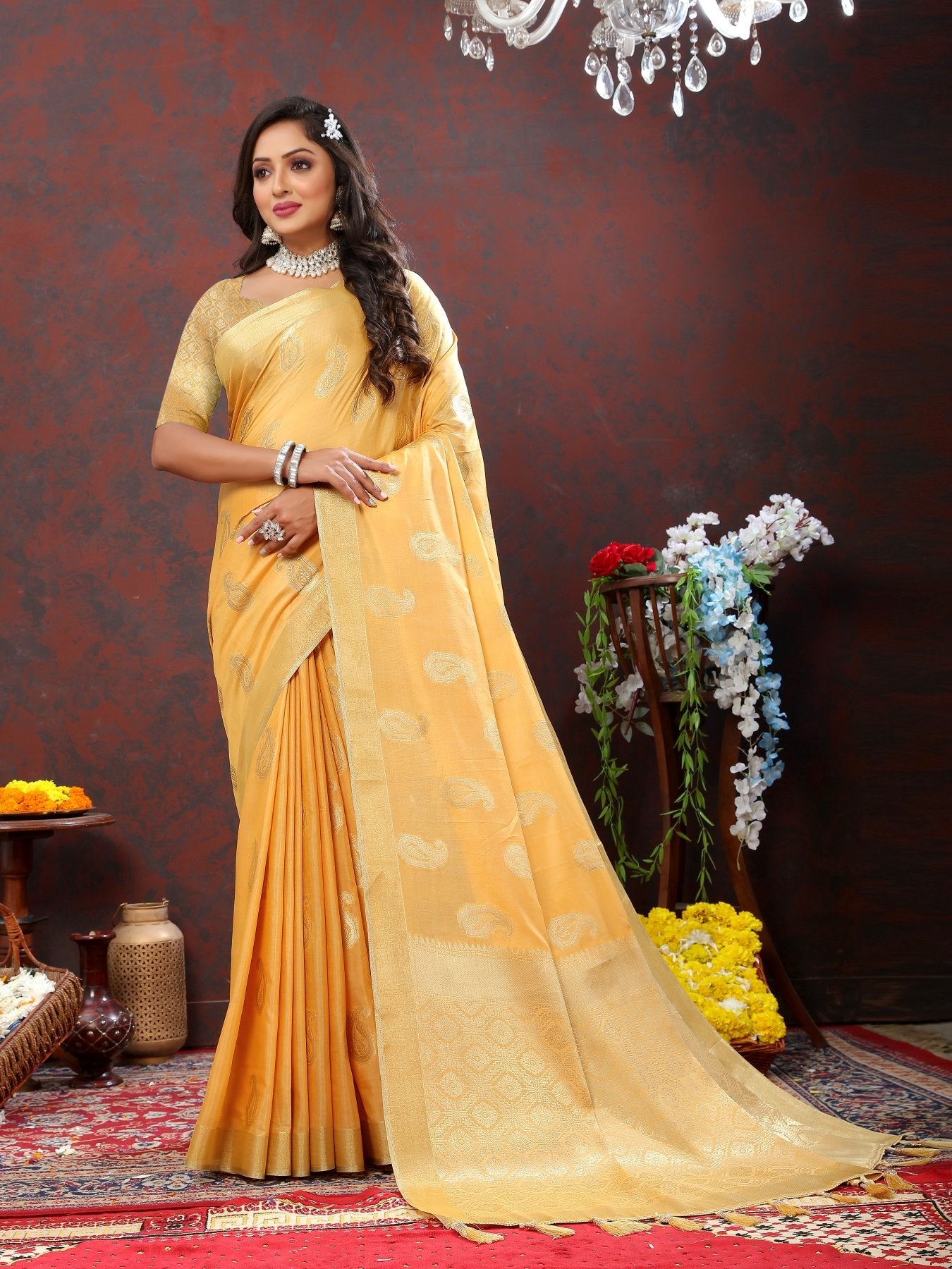 Exceptional Yellow Cotton Silk Saree With Confounding Blouse Piece