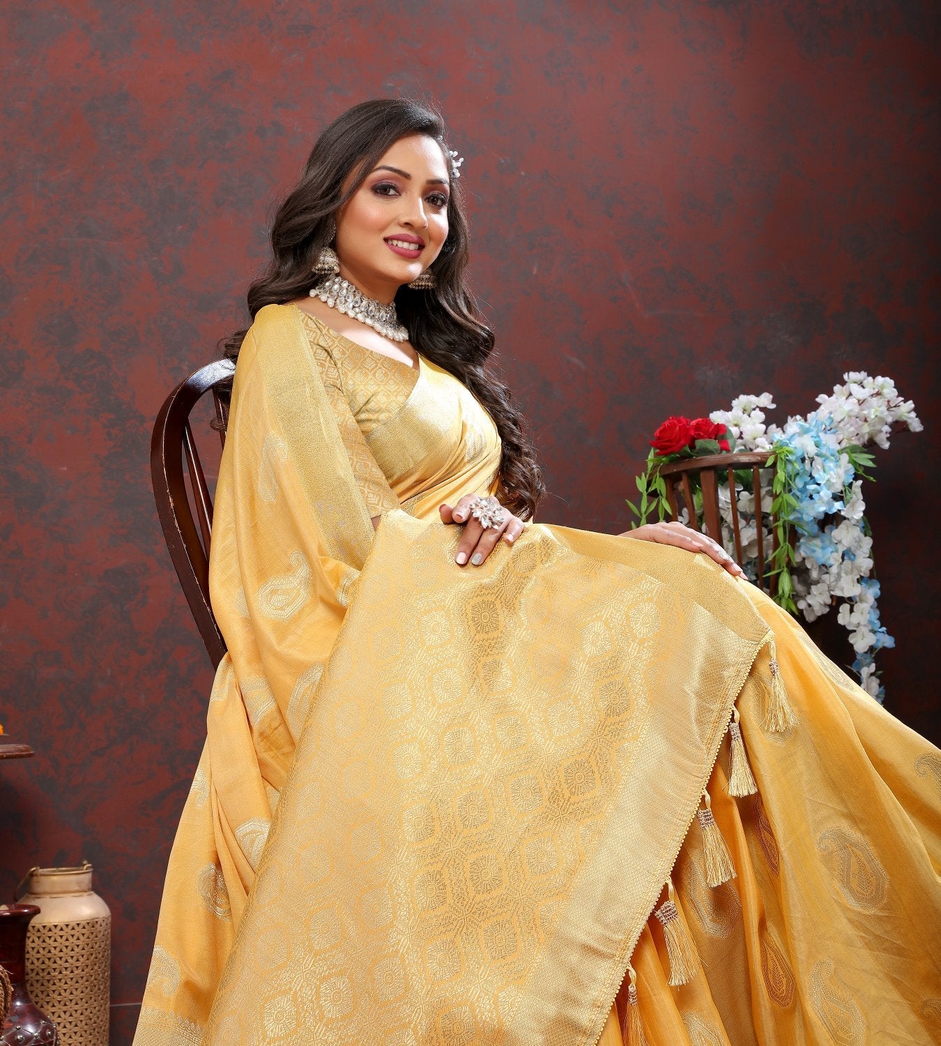 Exceptional Yellow Cotton Silk Saree With Confounding Blouse Piece