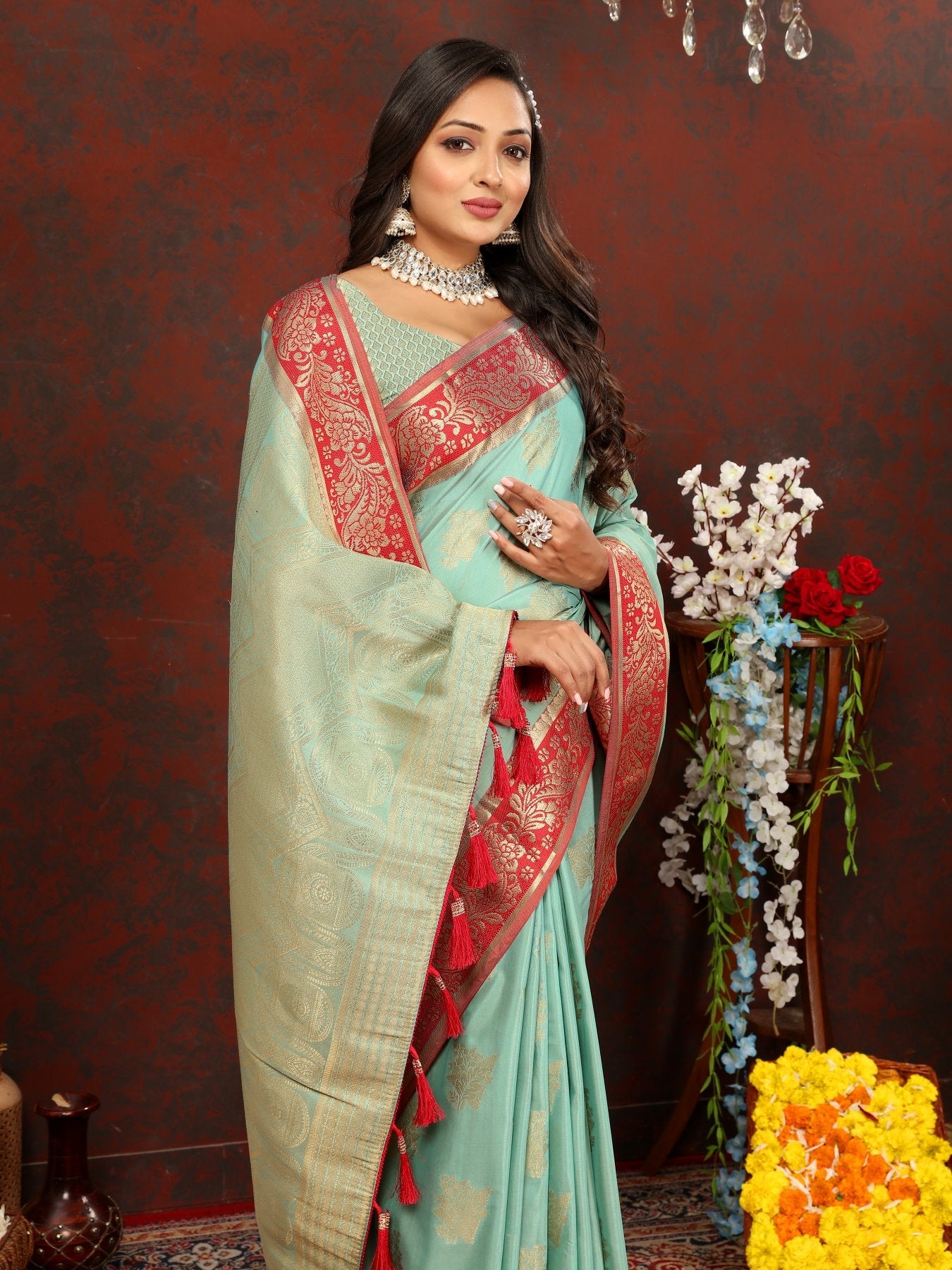 Mellifluous Sea Green Cotton Silk Saree With Lissome Blouse Piece