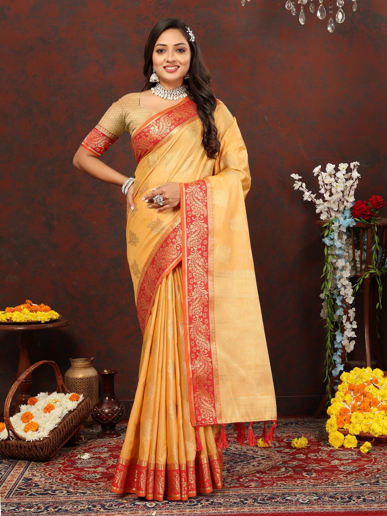 Hypnotic Yellow Cotton Silk Saree With Devastating Blouse Piece