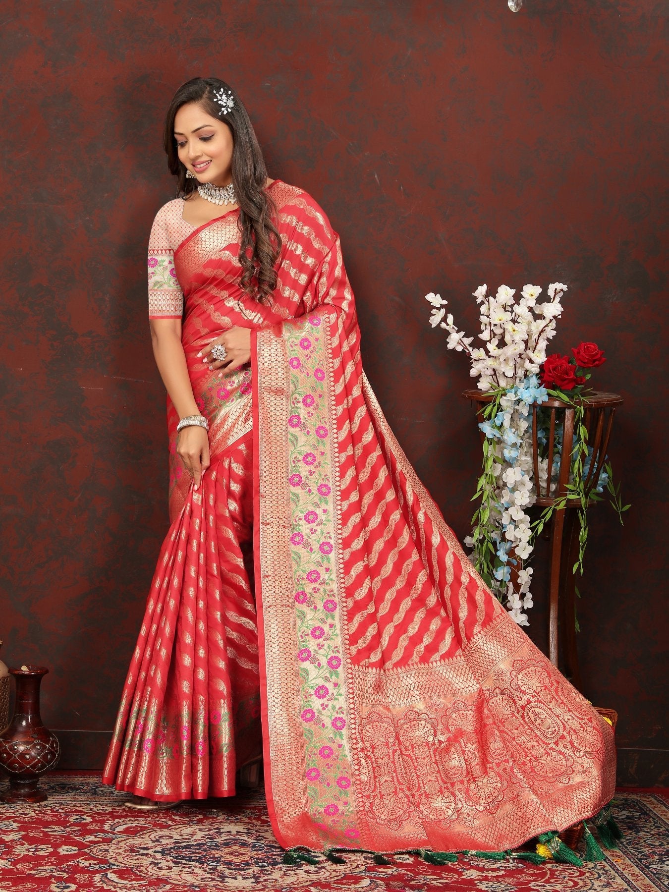 Ephemeral Red Soft Banarasi Silk Saree With Imbrication Blouse Piece