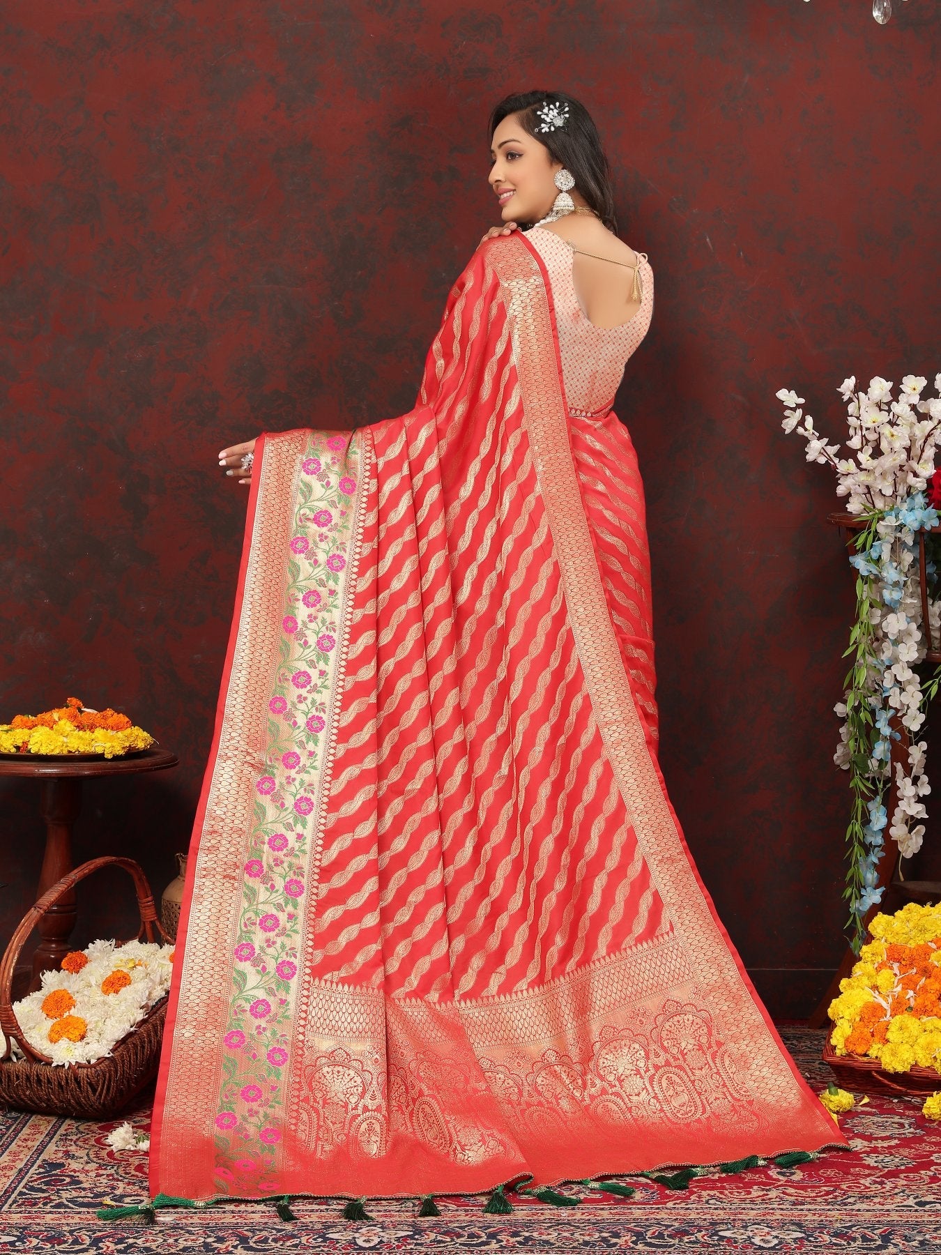 Ephemeral Red Soft Banarasi Silk Saree With Imbrication Blouse Piece