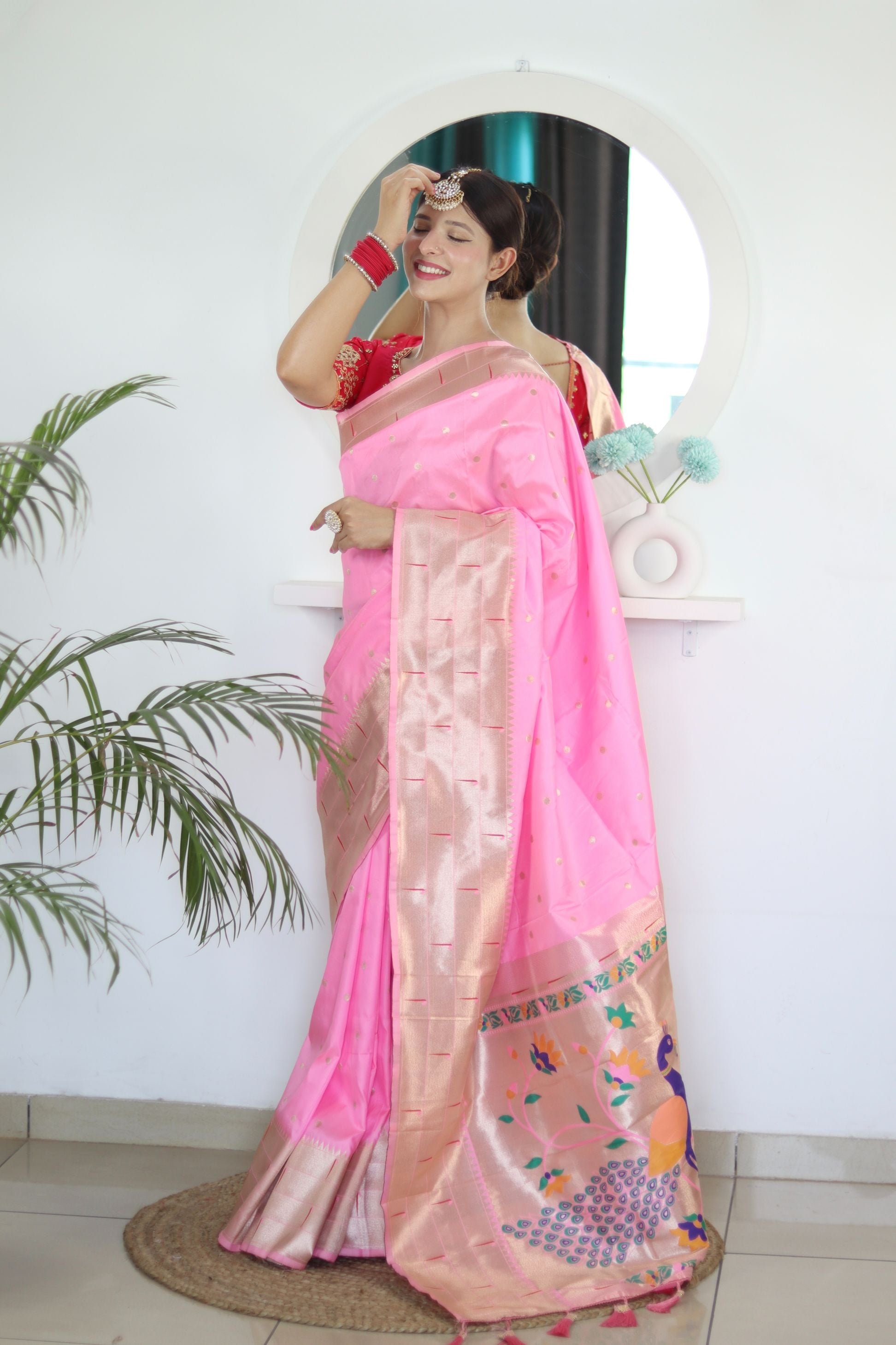 Seraphic Baby Pink Paithani Silk Saree With Eloquence Blouse Piece