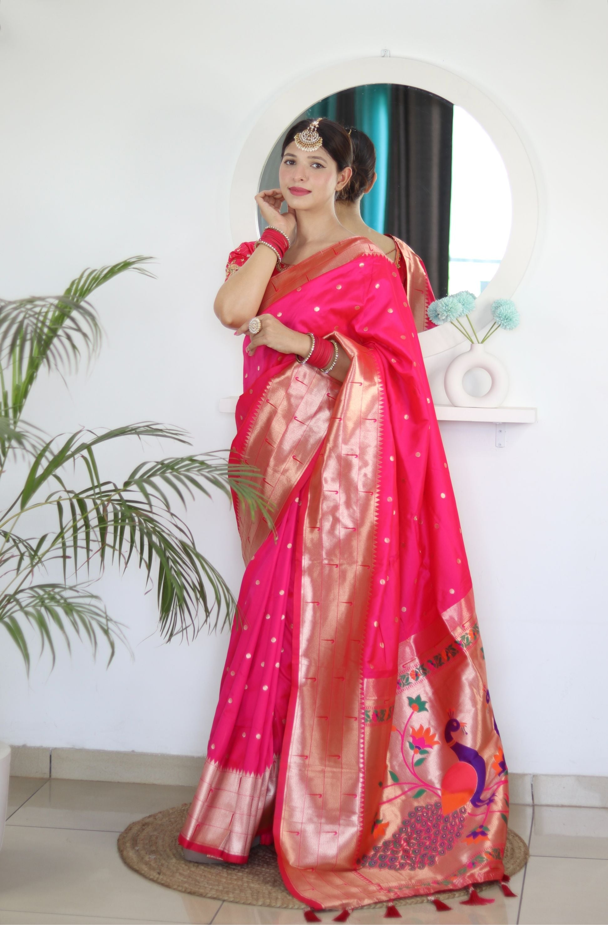 Luminous Dark Pink Paithani Silk Saree With Efflorescence Blouse Piece