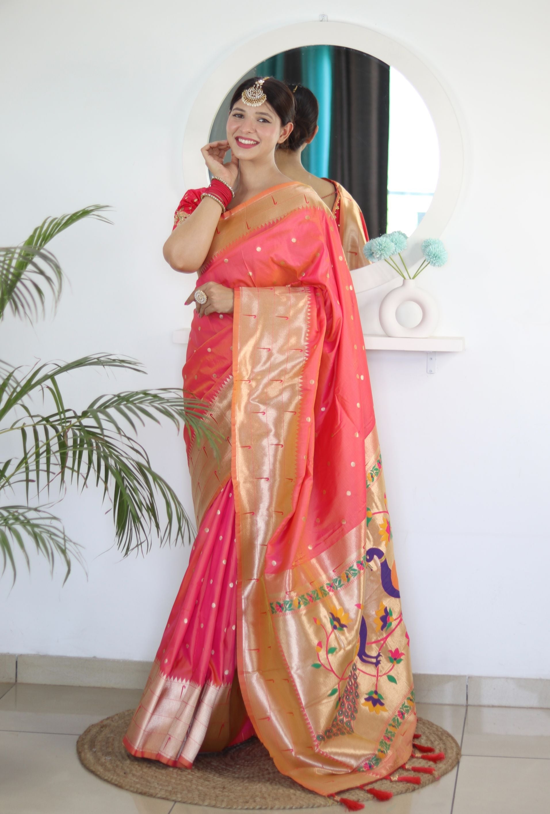 Ethnic Peach Paithani Silk Saree With Sumptuous Blouse Piece