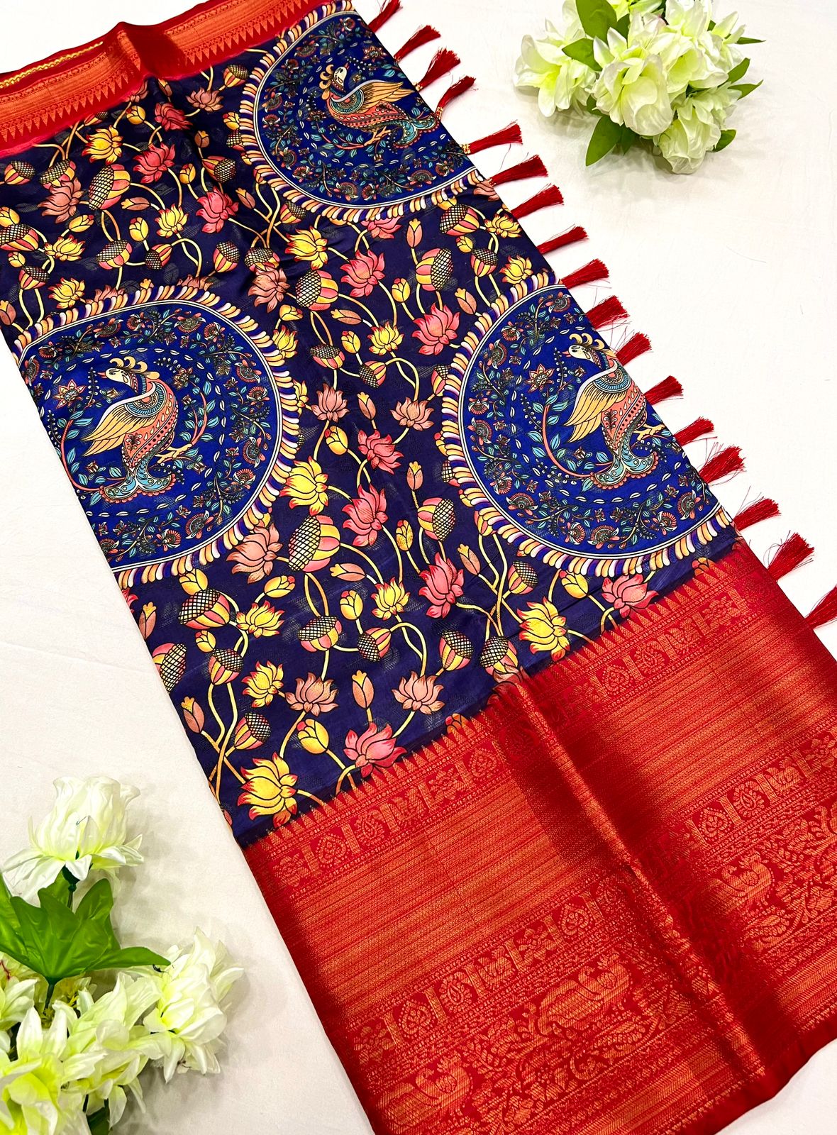 Zephyr Royal Blue Kalamkari Printed Saree With Desuetude Blouse Piece