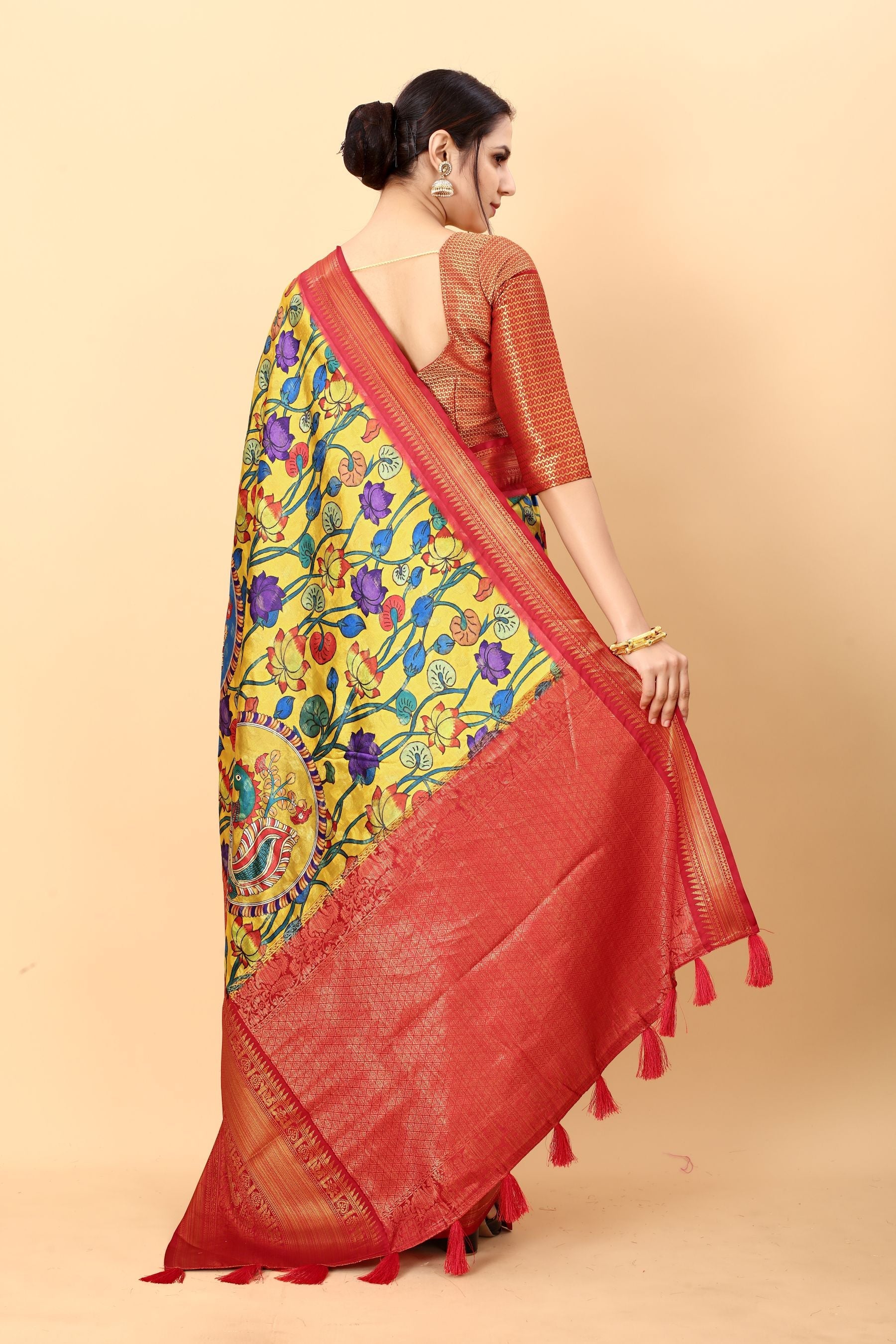 Intricate Yellow Kalamkari Printed Saree With Petrichor Blouse Piece