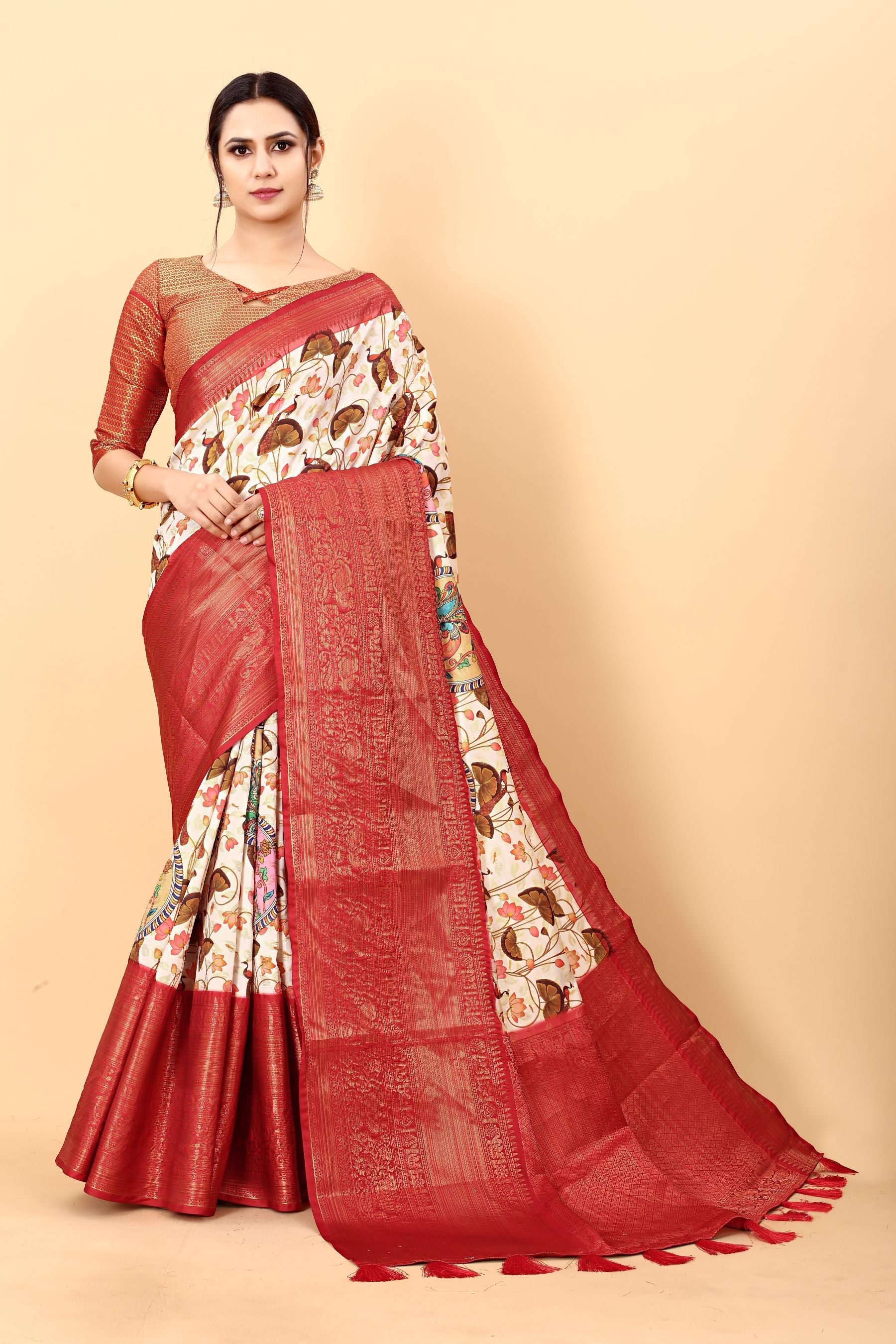 Eye-catching Beige Kalamkari Printed Saree With Murmurous Blouse Piece