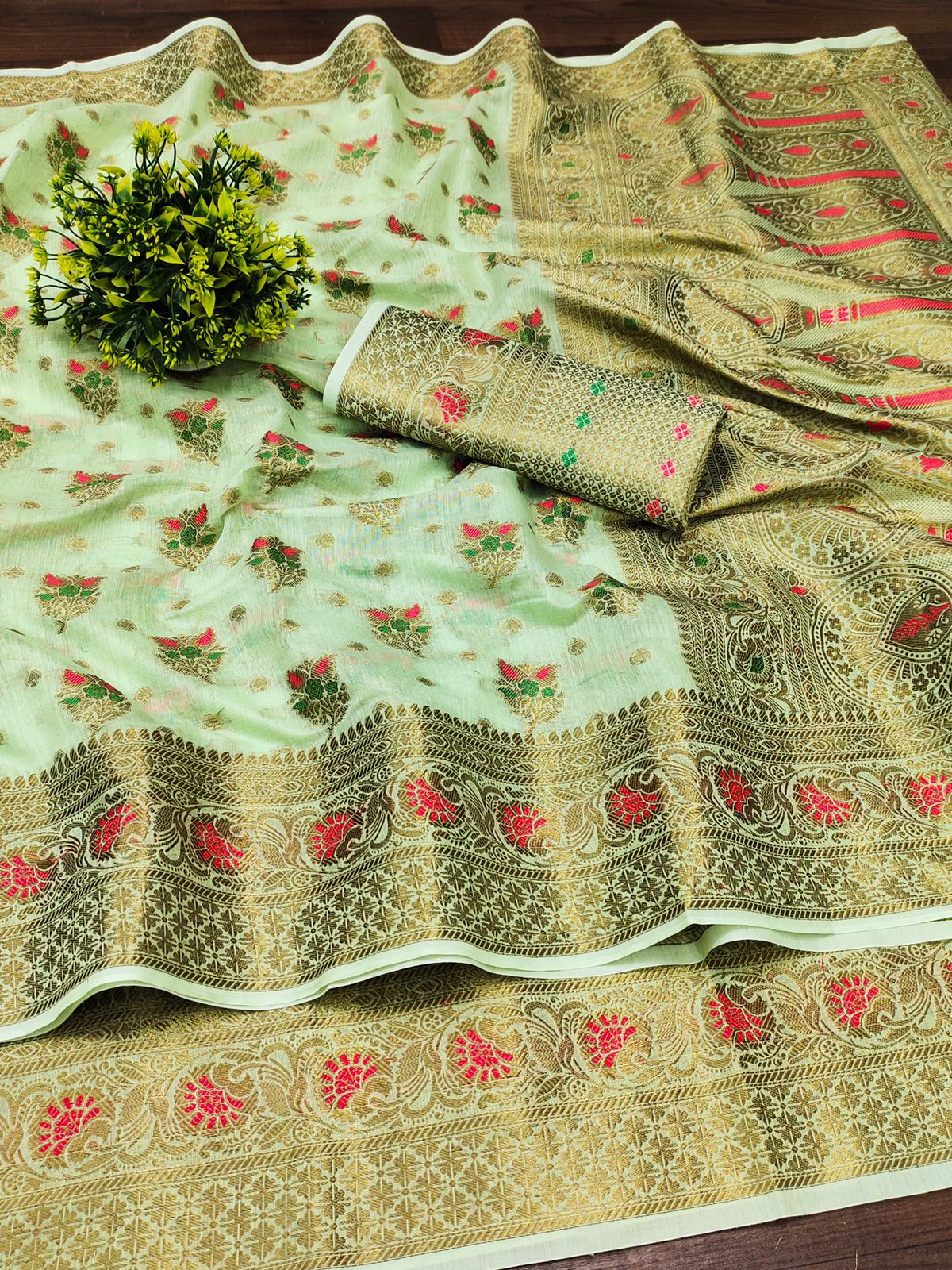 Exuberant Pista Linen Silk Saree With Most Stunning Blouse Piece