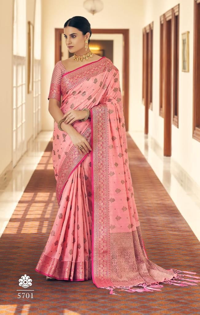 Enigmatic Pink Banarasi Silk Saree With Super classy Blouse Piece