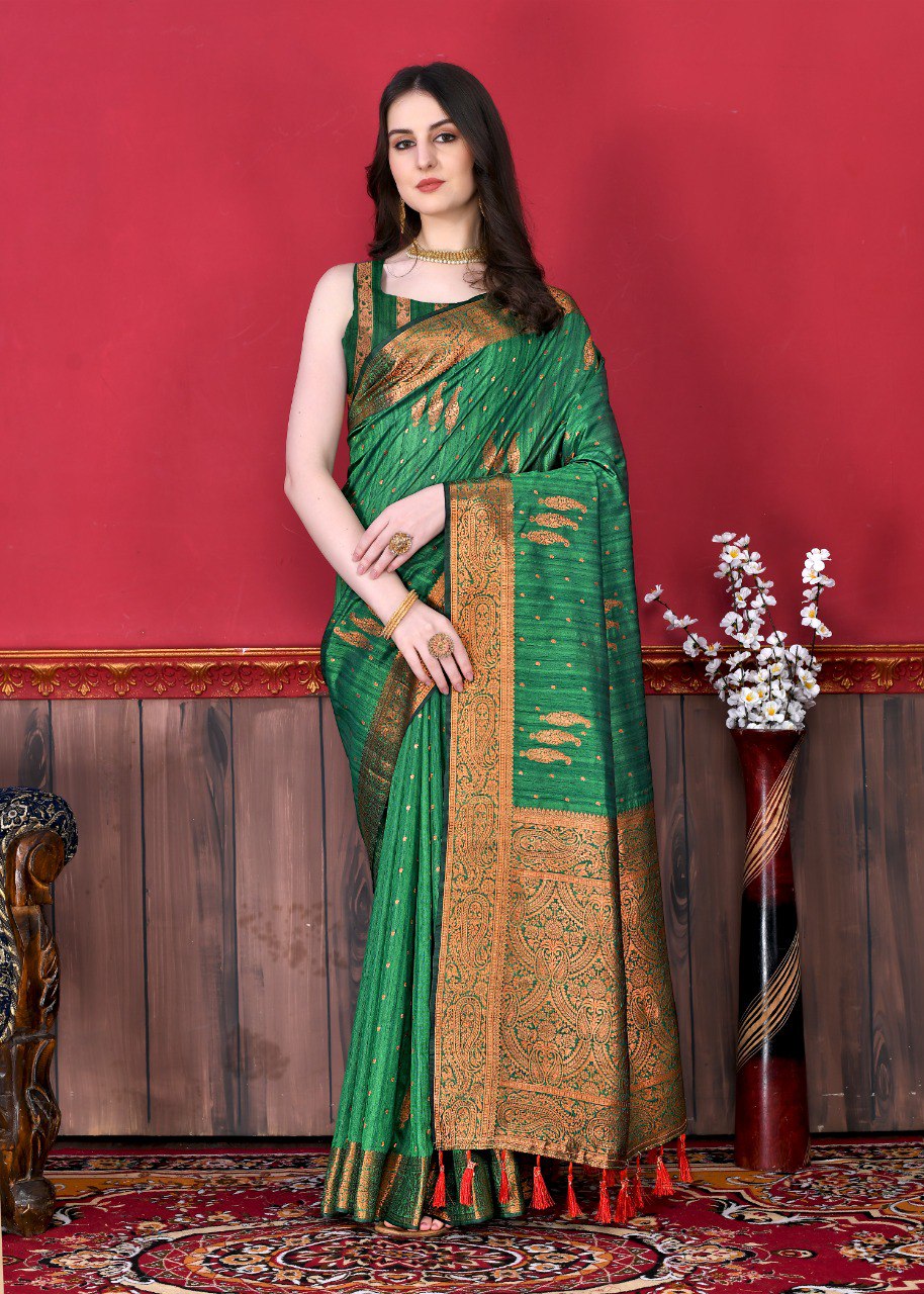 Ideal Green Soft Banarasi Silk Saree With Ethereal Blouse Piece