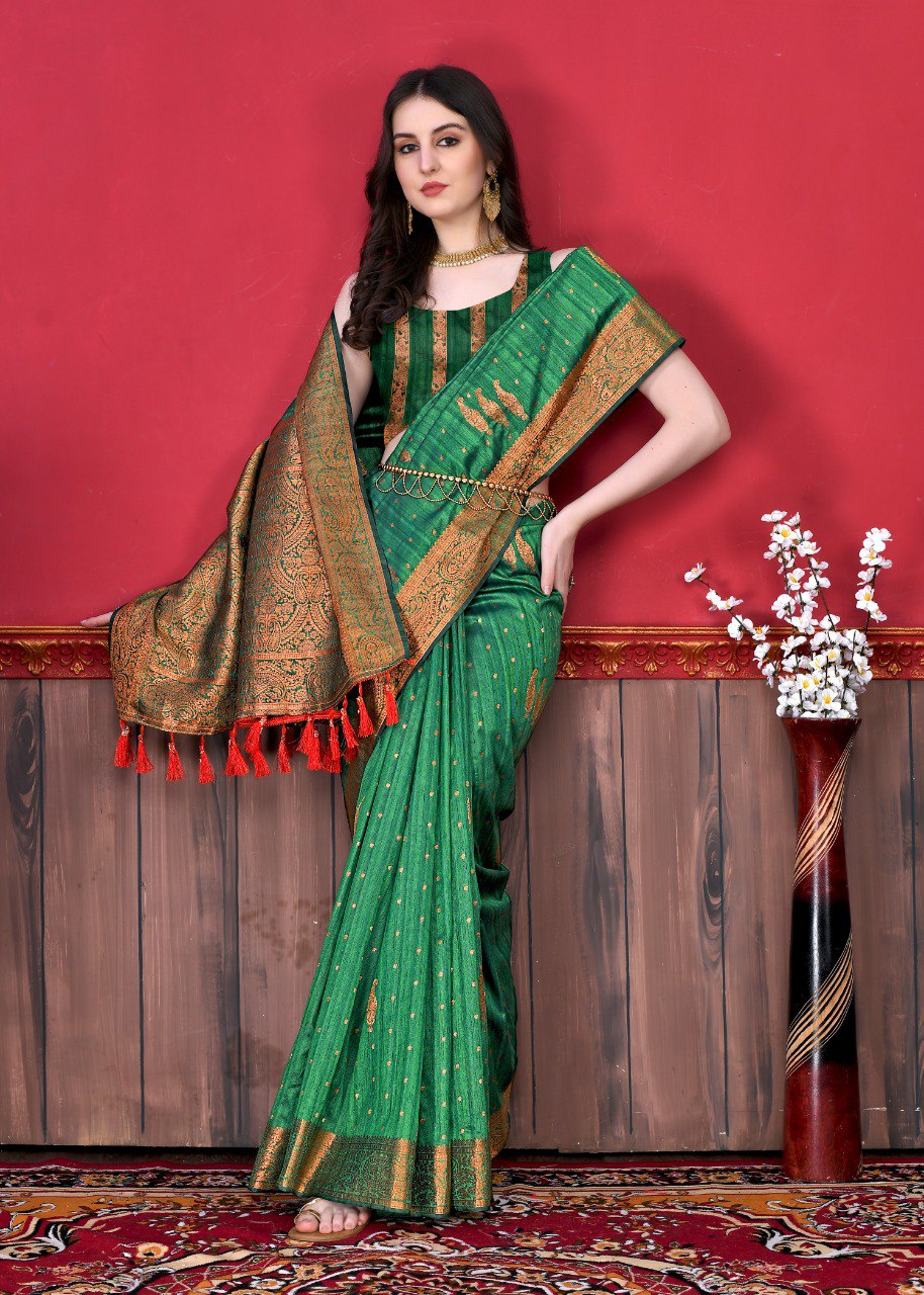 Ideal Green Soft Banarasi Silk Saree With Ethereal Blouse Piece