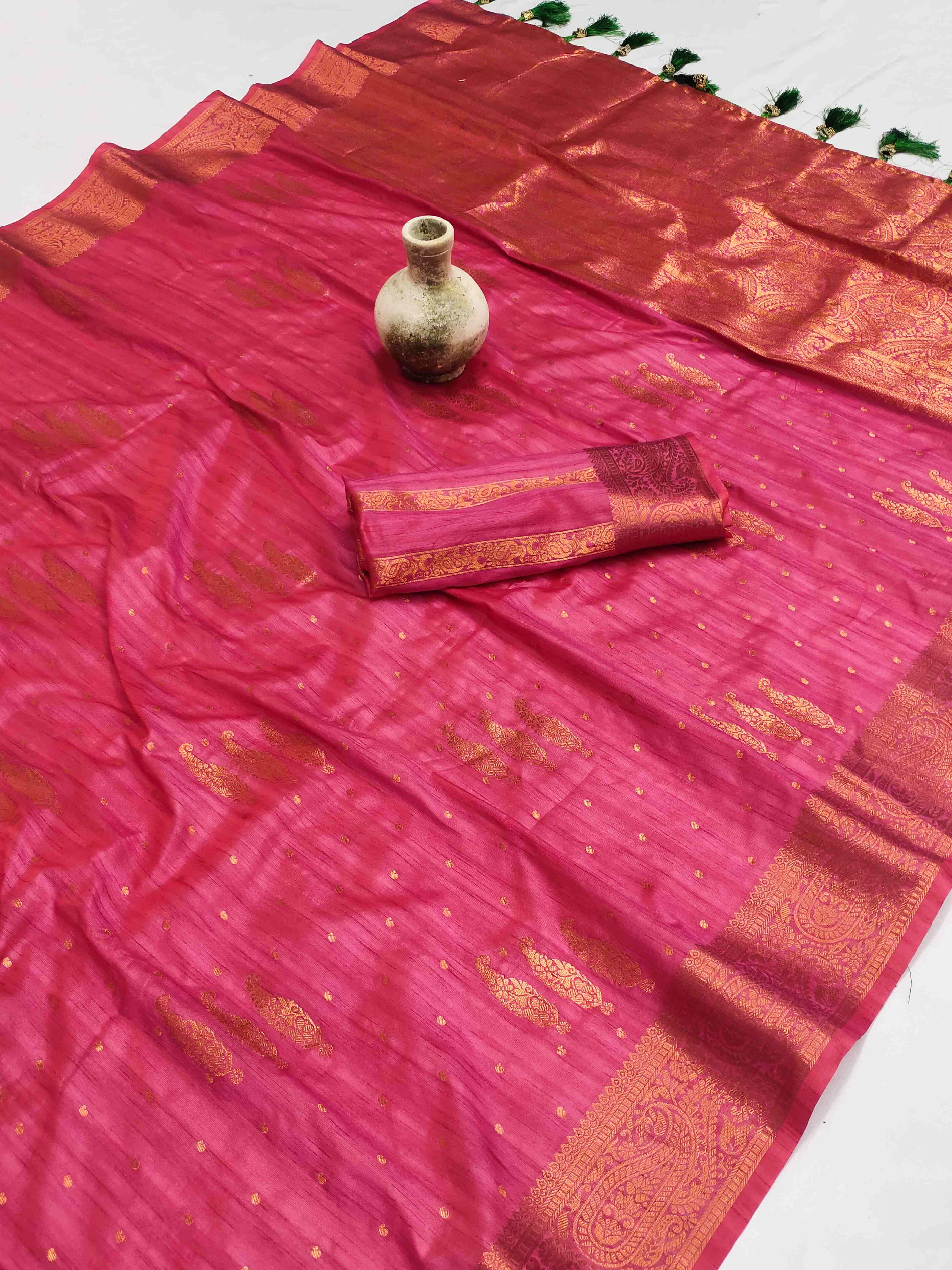 Super extravagant Pink Soft Banarasi Silk Saree With Embellished Blouse Piece