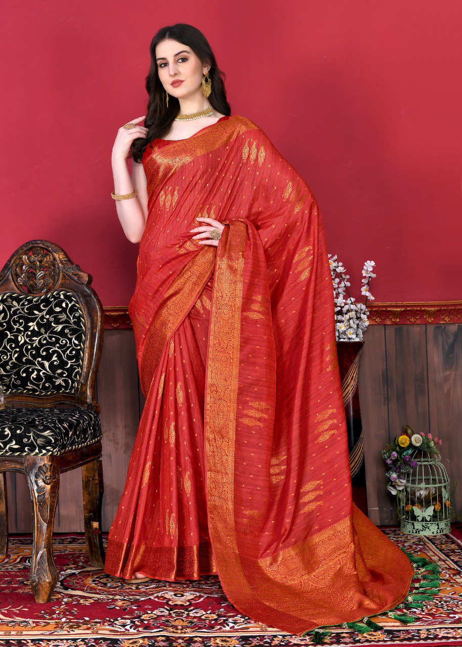 Super classy Red Soft Banarasi Silk Saree With Beguiling Blouse Piece