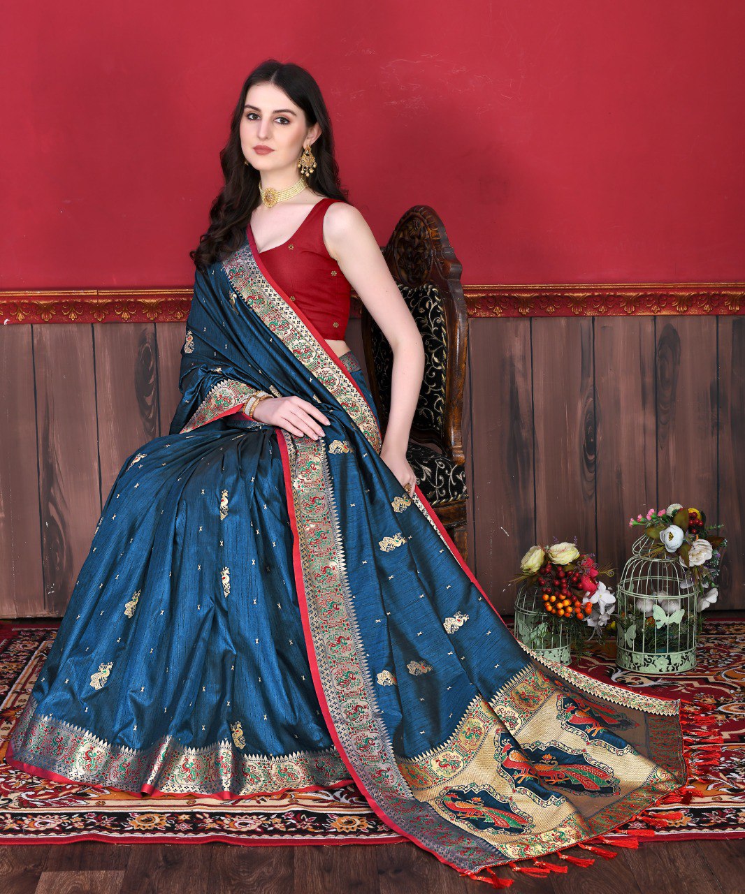 Evanescent Blue Paithani Silk Saree With Glamorous Blouse Piece