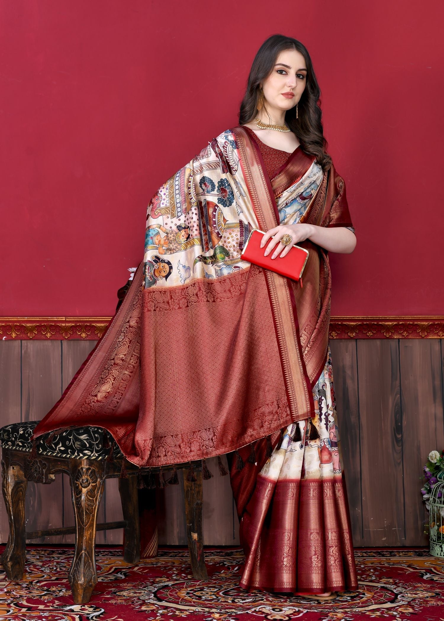 Vibrant Off White Kalamkari Printed Saree With Cynosure Blouse Piece