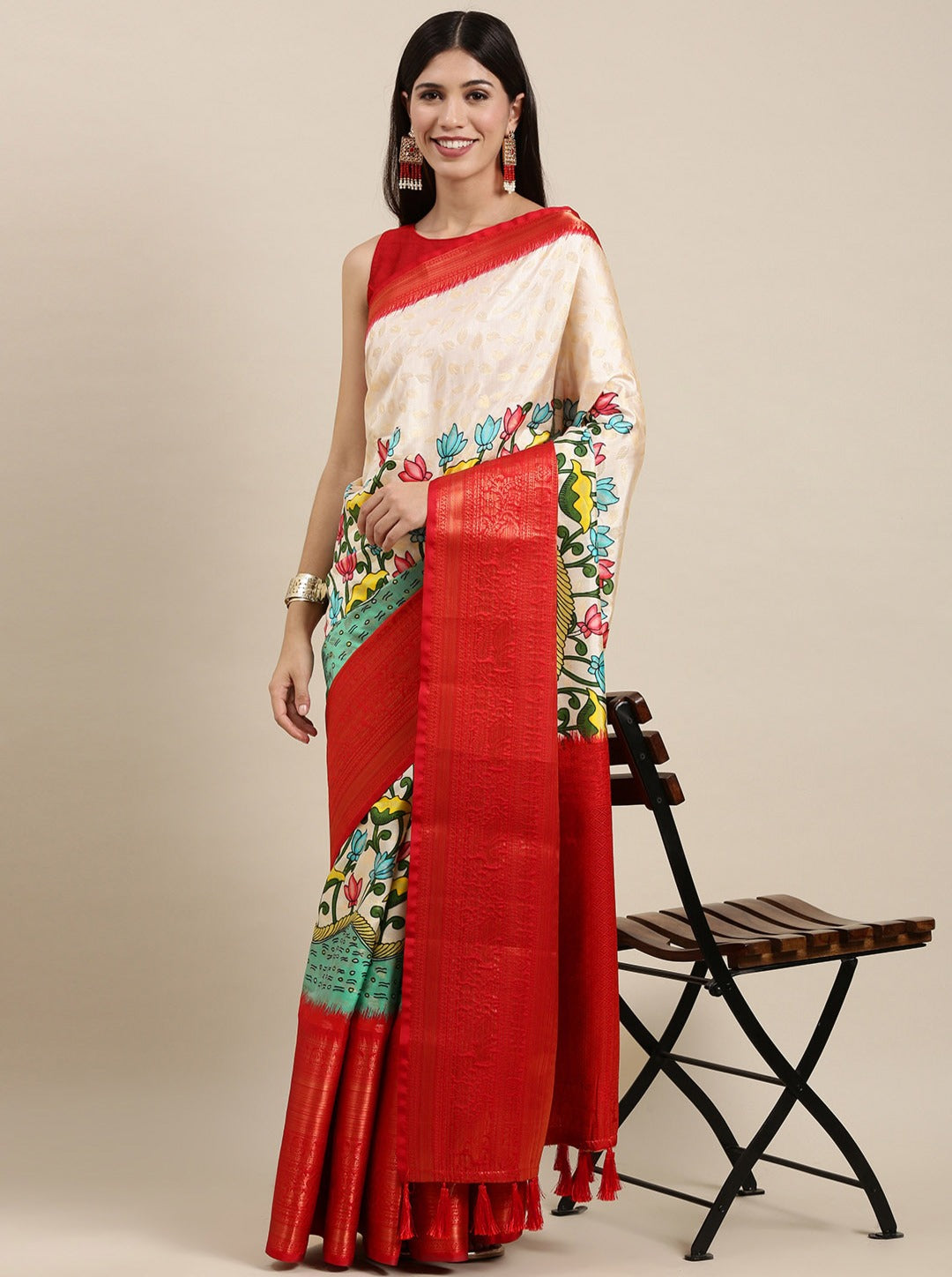 Charming Beige Kalamkari Printed Saree With Lissome Blouse Piece