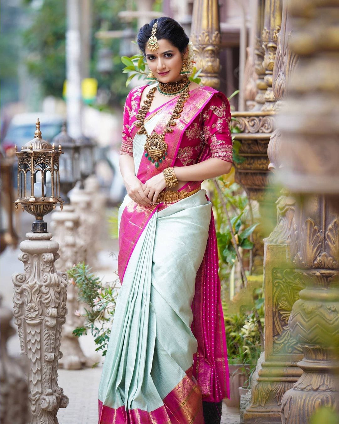 Blooming Sea Green Soft Silk Saree With Verdant Two Blouse Piece