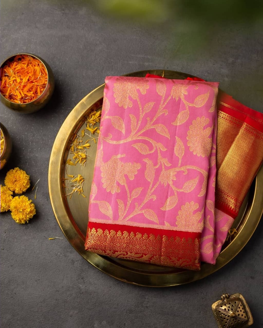 Precious Pink Soft Silk Saree With Super extravagant Blouse Piece