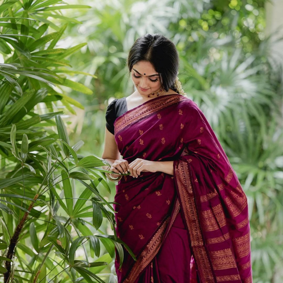 Charming Purple Soft Silk Saree With Palimpsest Blouse Piece