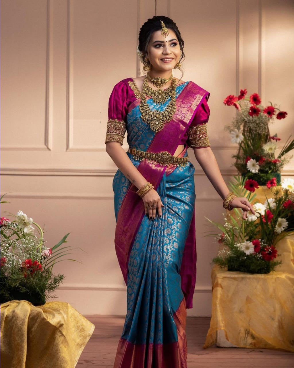 Traditional Firozi Soft Silk Saree With Appealing Blouse Piece