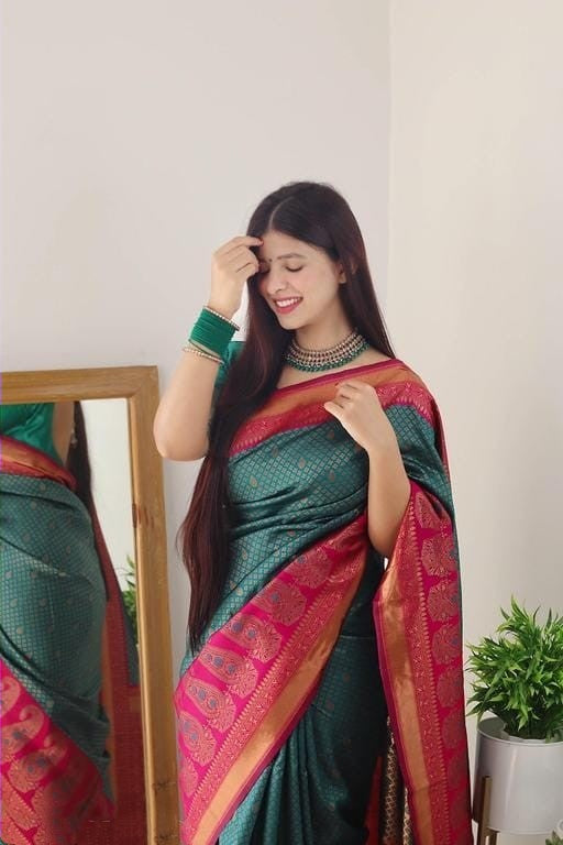 An insanely Rama Soft Silk Saree With Scintilla Blouse Piece