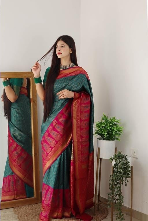 An insanely Rama Soft Silk Saree With Scintilla Blouse Piece