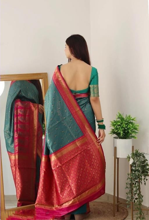 An insanely Rama Soft Silk Saree With Scintilla Blouse Piece