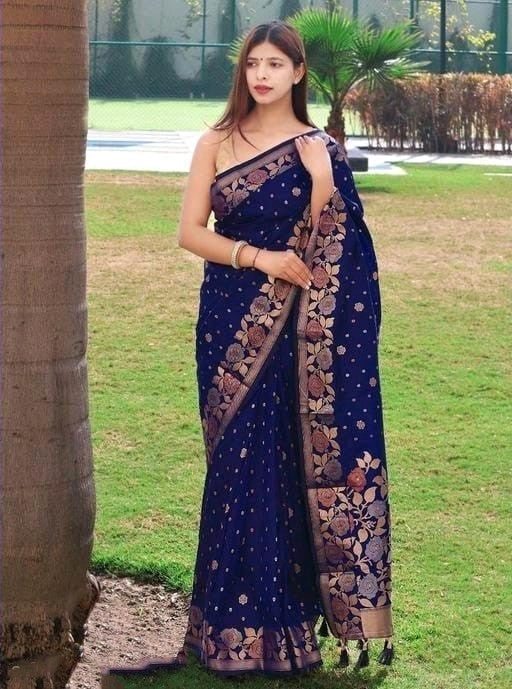 Radiant Navy Blue Soft Silk Saree With Super Nectarous Blouse Piece