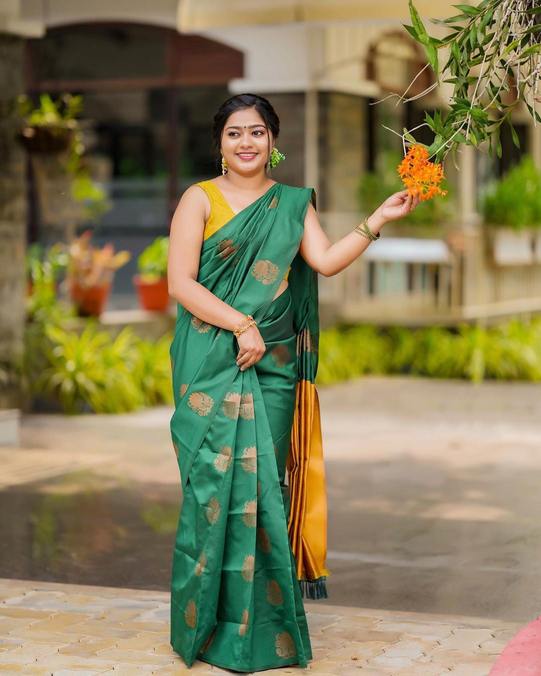 Susurrous Rama Soft Silk Saree With Ephemeral Blouse Piece