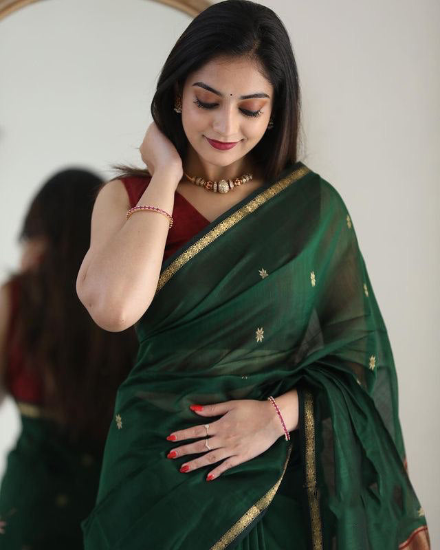 Imbrication Green Cotton Silk Saree With Elision Blouse Piece