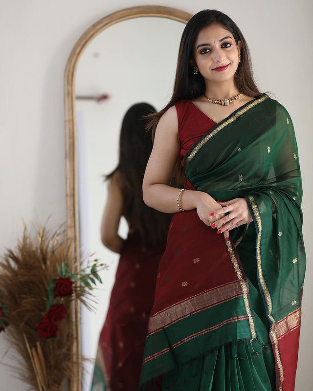 Imbrication Green Cotton Silk Saree With Elision Blouse Piece