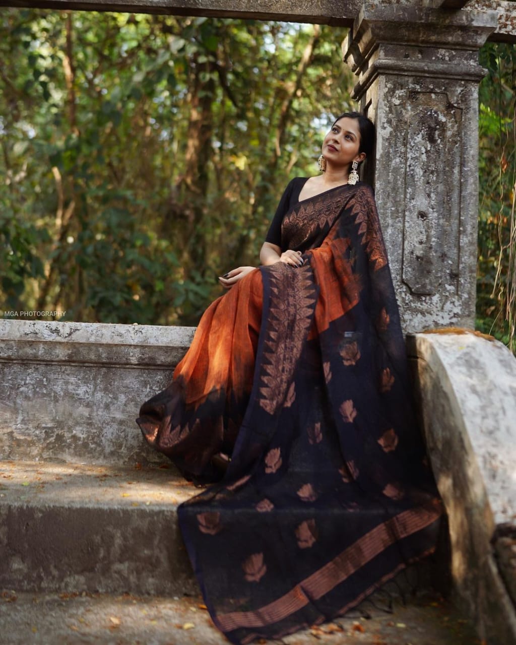 Eye catching Orange Soft Silk Saree With Beleaguer Blouse Piece