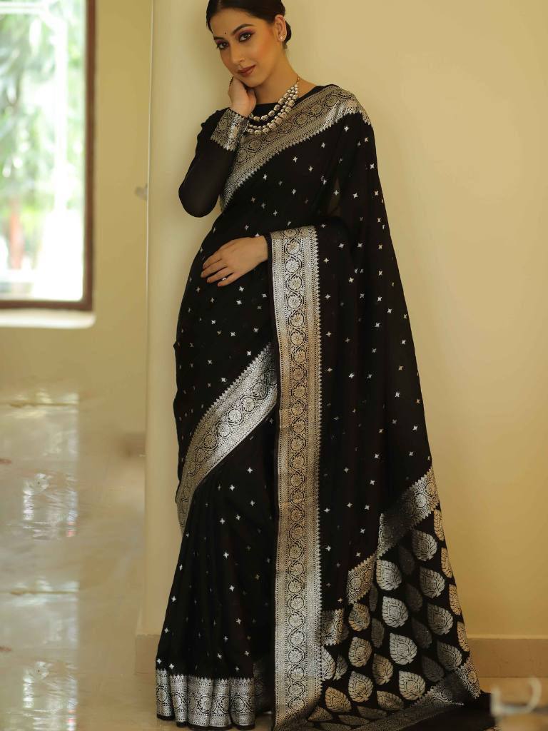 Staring Black Cotton Silk Saree With Ailurophile Blouse Piece