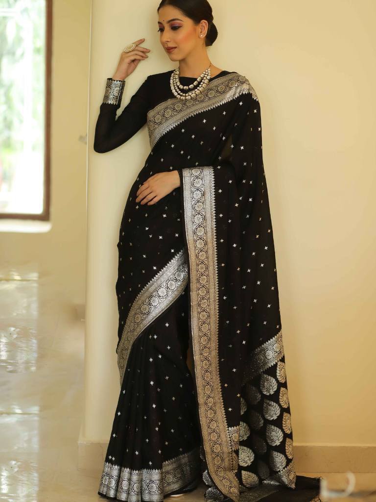 Staring Black Cotton Silk Saree With Ailurophile Blouse Piece