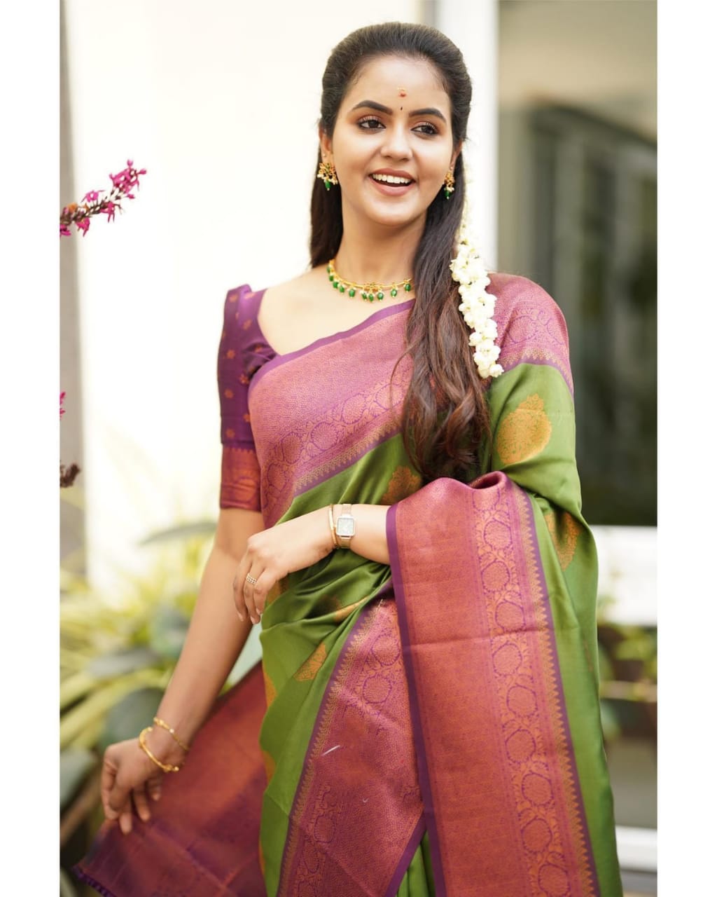 Forbearance Green Soft Silk Saree With Transcendent Blouse Piece