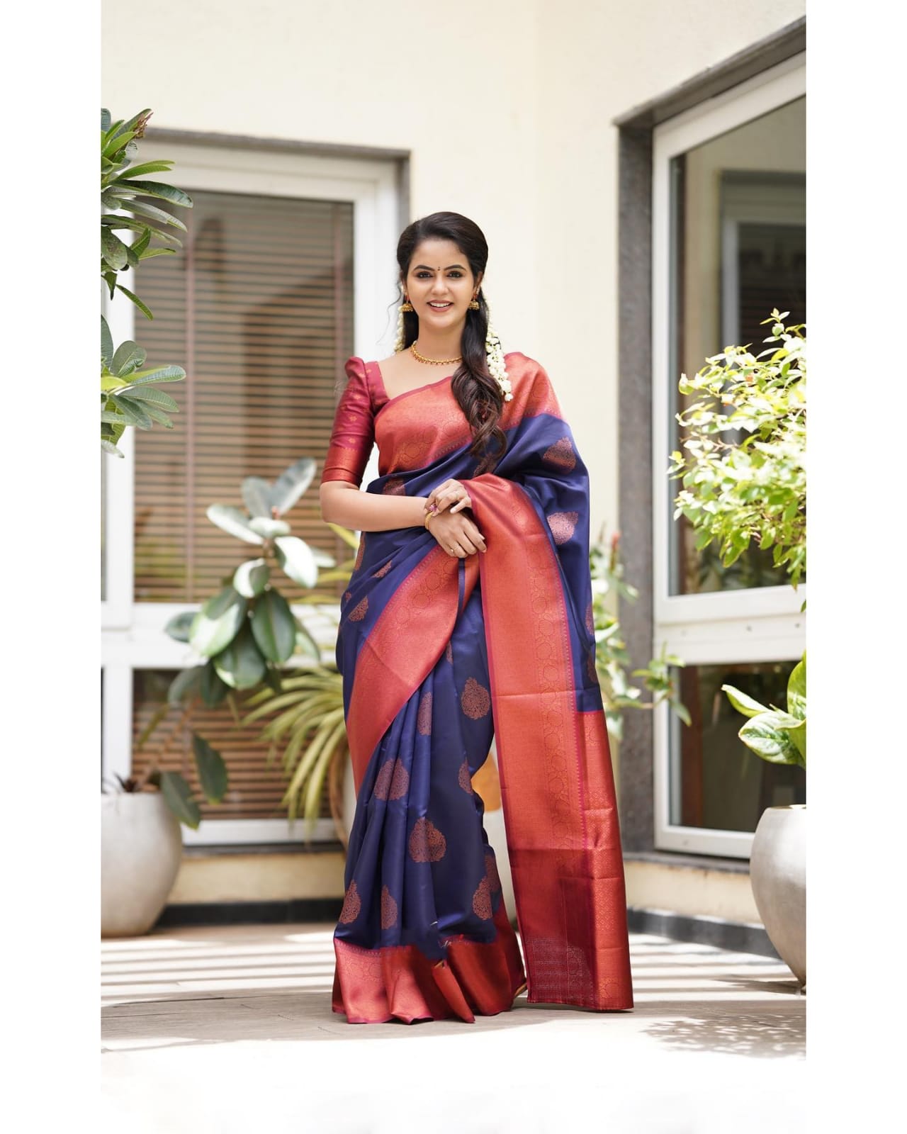 Propinquity Navy Blue Soft Silk Saree With Prettiest Blouse Piece