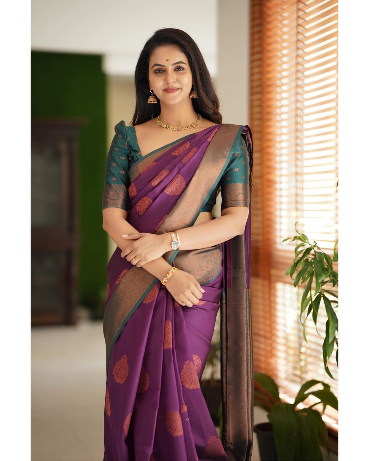 Serendipity Purple Soft Silk Saree With Magnificat Blouse Piece