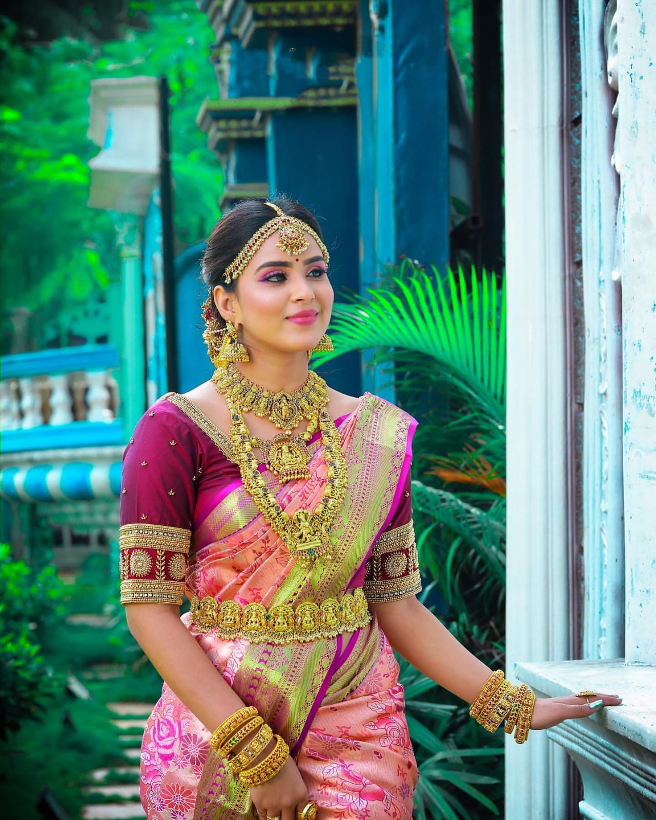 Lustrous Pink Soft Silk Saree With Fairytale Blouse Piece