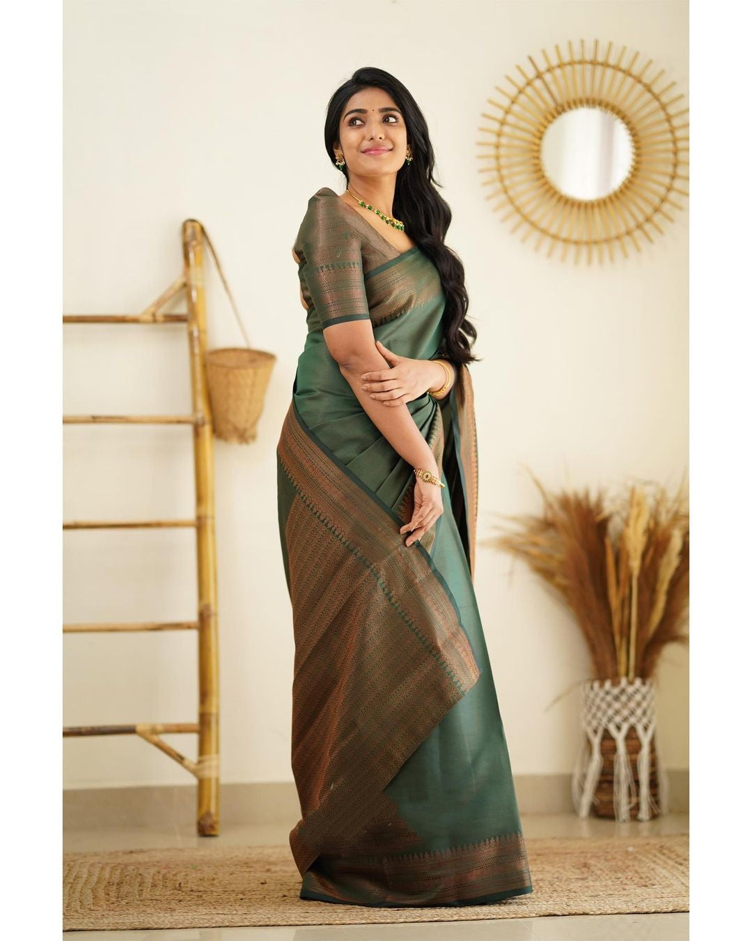 Cynosure Green Soft Silk Saree With Snappy Blouse Piece