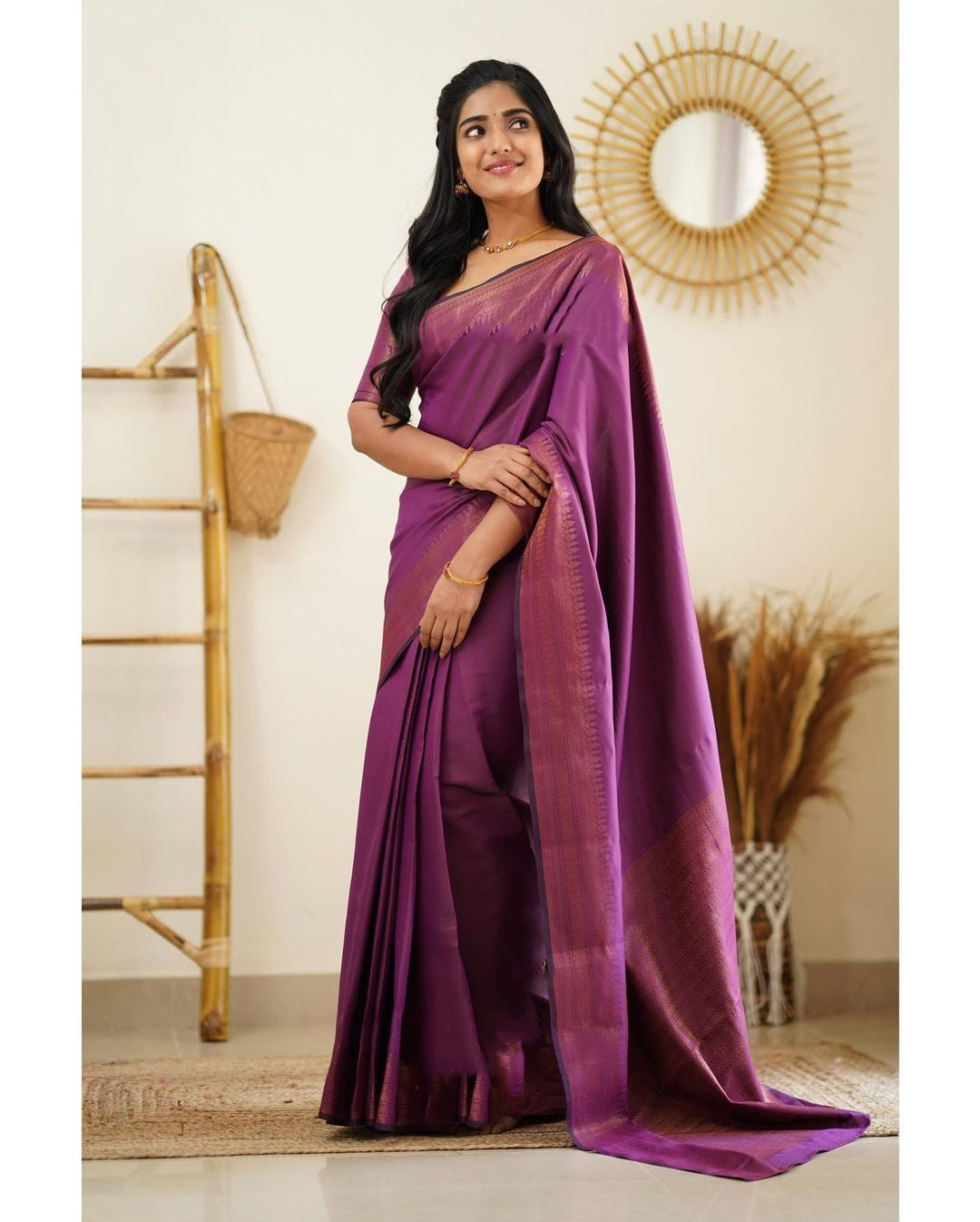 Traditional Purple Soft Silk Saree With Luxuriant Blouse Piece