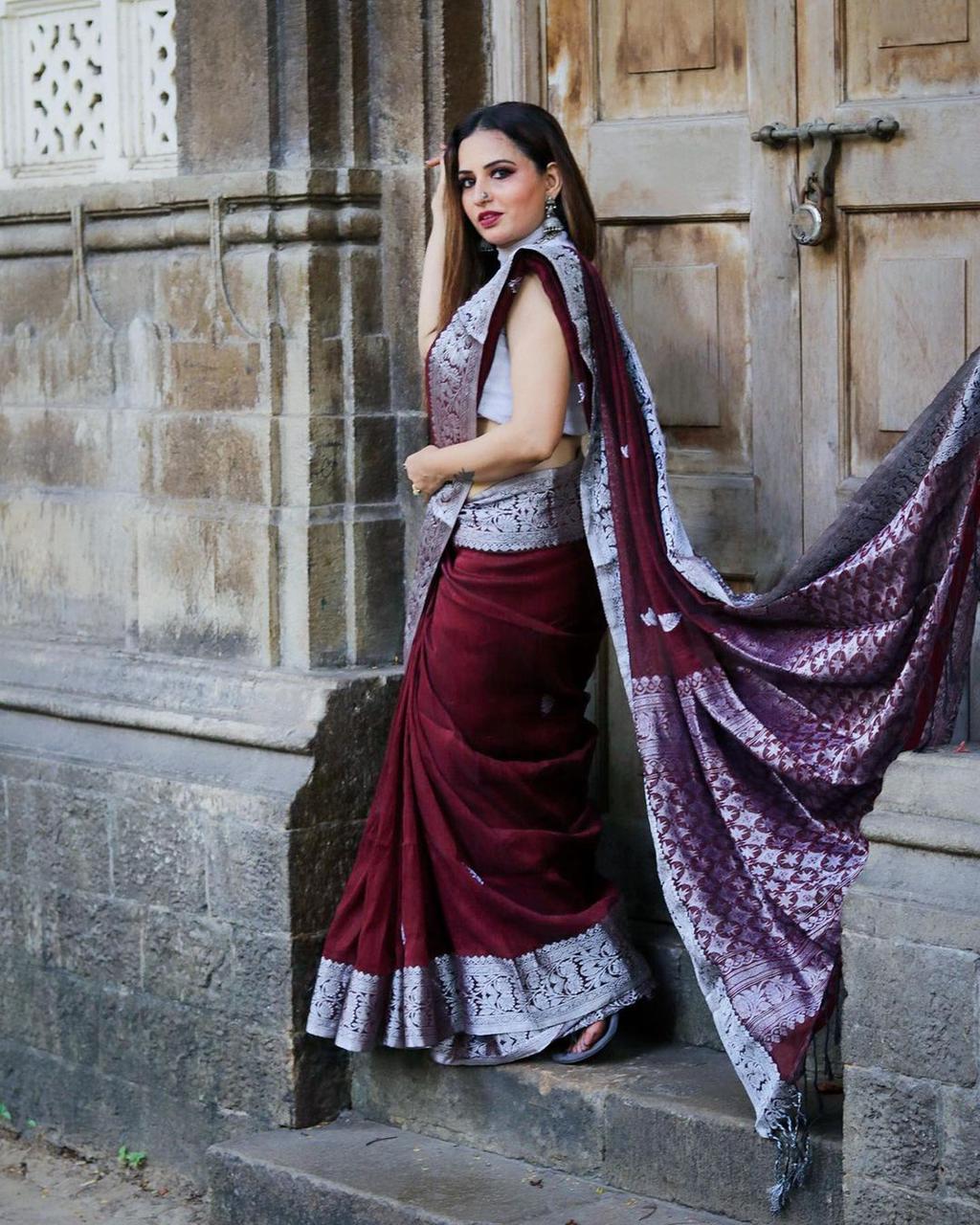 Snazzy Wine Soft Silk Saree With Beauteous Blouse Piece