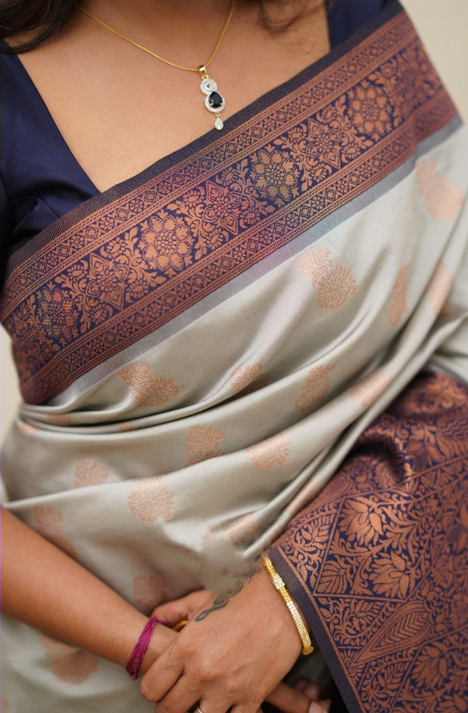 Prominent Beige Soft Silk Saree With Scrumptious Blouse Piece