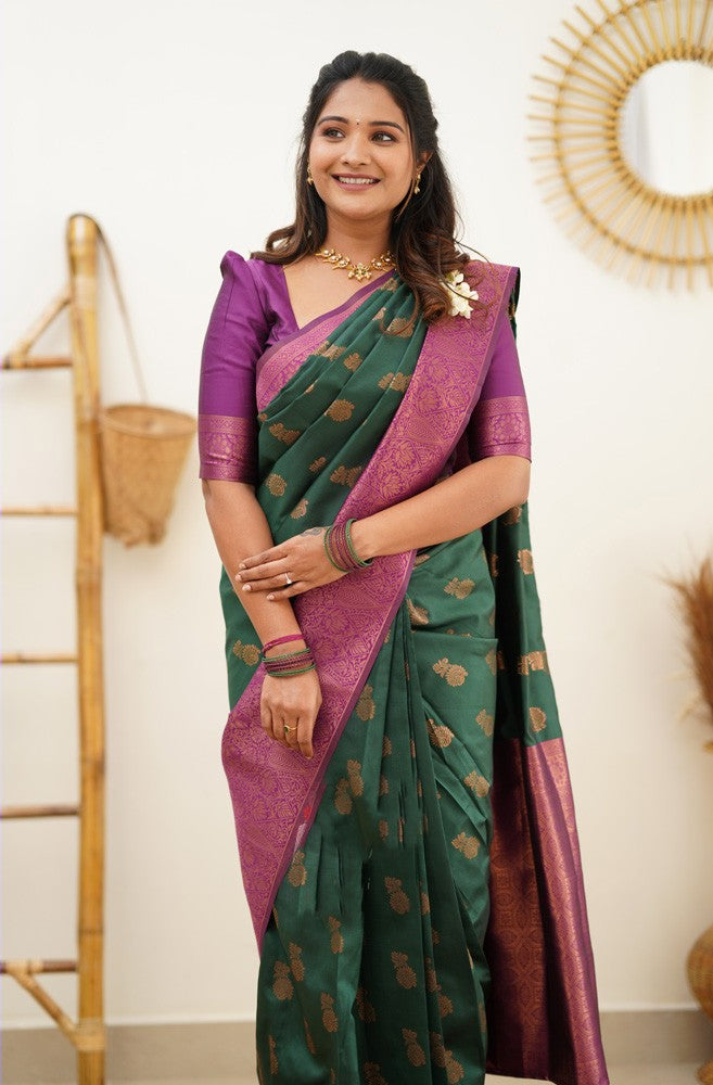 Engrossing Green Soft Silk Saree With Felicitous Blouse Piece