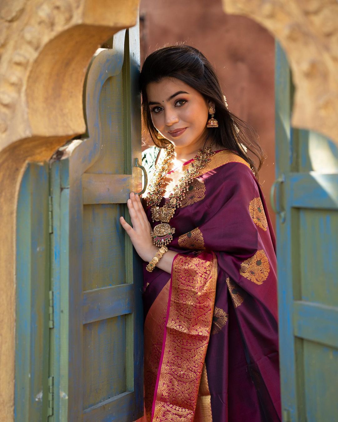 Exquisite Wine Soft Silk Saree With Invaluable Blouse Piece